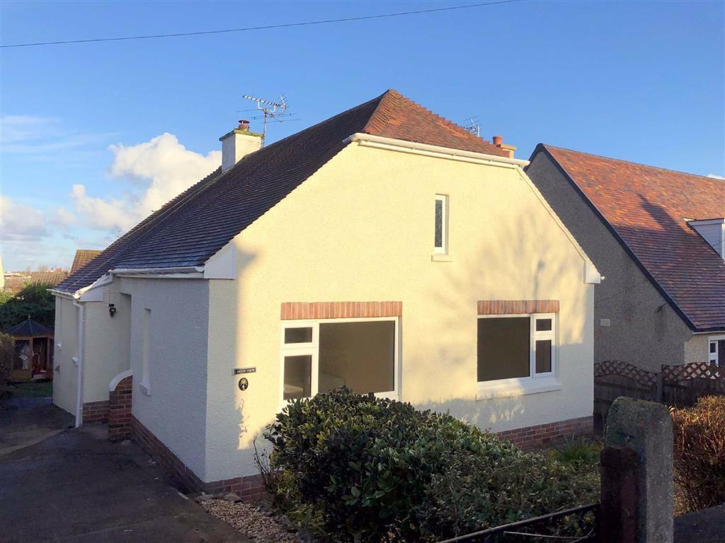 Vincent Avenue, Llandudno, Conwy 2 bed detached bungalow £250,000