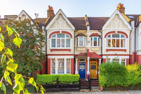 3 Blenheim Gardens, London, SW2 5EU