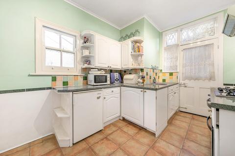 3 Blenheim Gardens, London, SW2 5EU