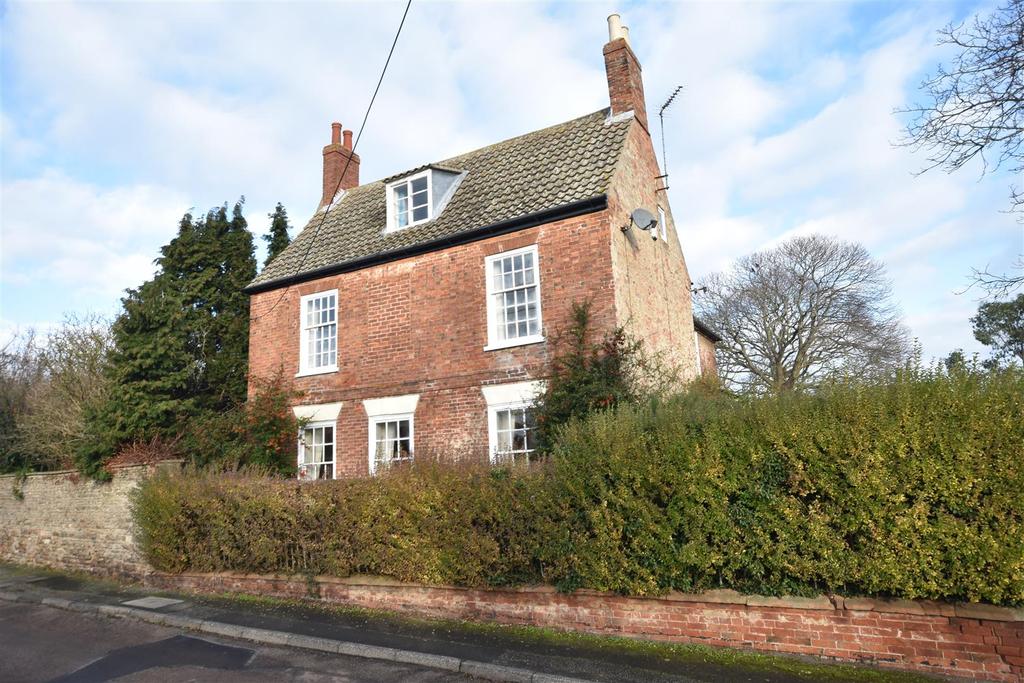 School Lane, East Stoke, Newark 5 bed farm house £500,000