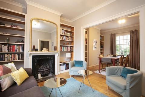 15 Addington Square, London, SE5 7JZ