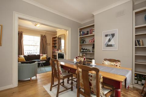 15 Addington Square, London, SE5 7JZ