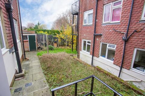 6 Tillard Close, Petham, Canterbury, CT4 5RA