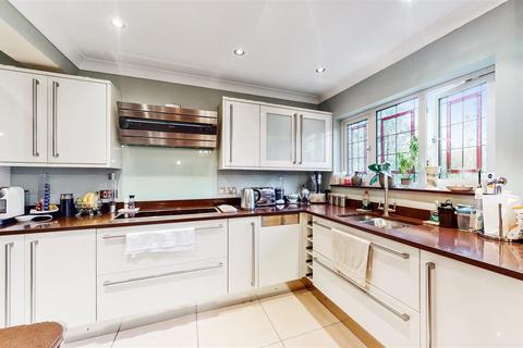 178 Carlton Avenue West, Wembley, HA0 3QX