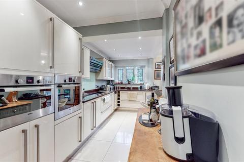 178 Carlton Avenue West, Wembley, HA0 3QX