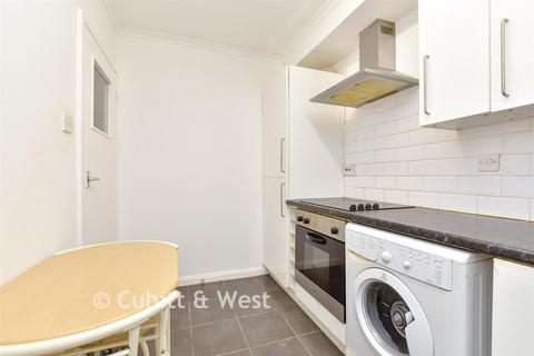 1 bedroom ground floor flat for sale, Overton Road, Sutton, Surrey
