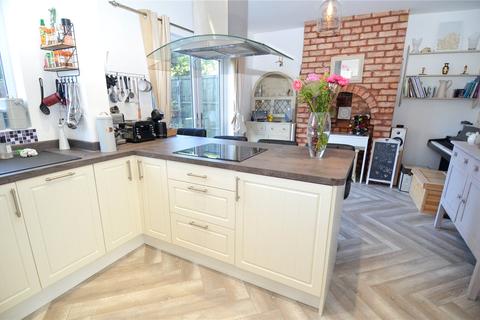 7 Bradnock Close, Birmingham, B13 0DL