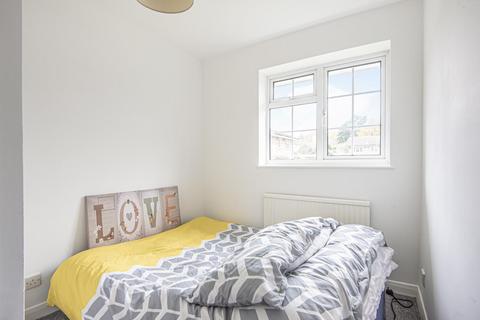13 Sedgewood Close, Bromley, BR2 7QL