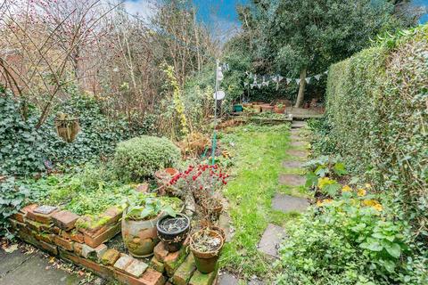 81 Cliffefield Road, Sheffield, S8 9DN