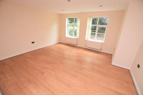 3 Lea Green Drive, Wythall, Birmingham, B47 6HD
