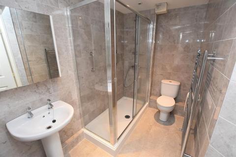 3 Lea Green Drive, Wythall, Birmingham, B47 6HD
