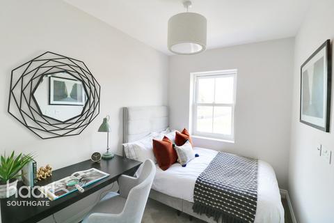 4 Accommodation Road, Barnet, EN4 8FT