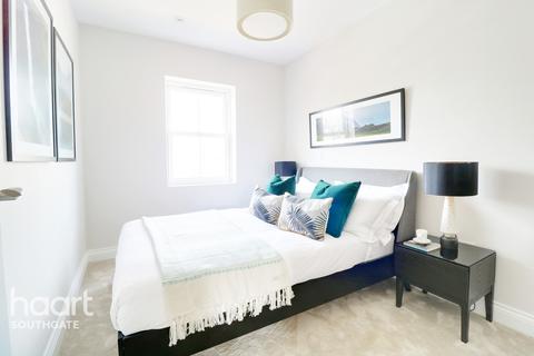 4 Accommodation Road, Barnet, EN4 8FT
