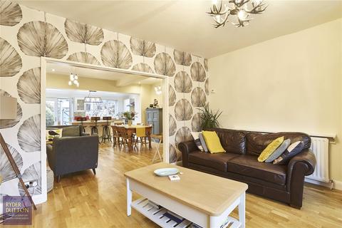 7 Rush Hill Terrace, Uppermill, Oldham, OL3 6JB