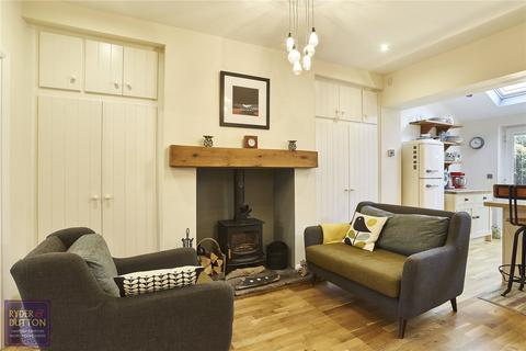 7 Rush Hill Terrace, Uppermill, Oldham, OL3 6JB