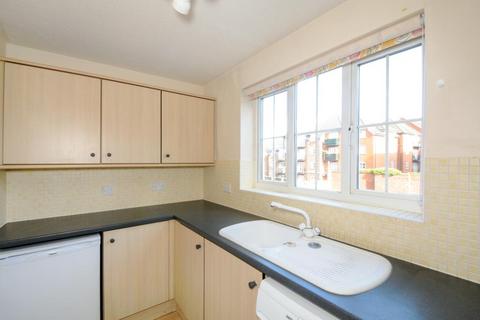 2 bedroom apartment to rent, Newbury,  Berkshire,  RG14