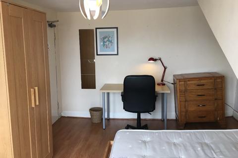 undefined, Newington Road, Newington, Edinburgh, EH9