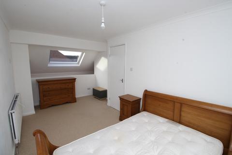 1 Halyard Croft, Hull, HU1 2EP
