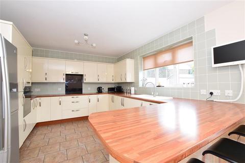 74 Norman Road, Hornchurch, RM11 1NB