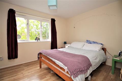1 bedroom flat to rent, Telegraph Place
