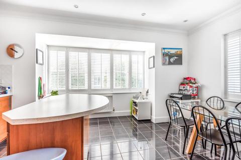 9 Rawlings Close, Beckenham, BR3 3GQ