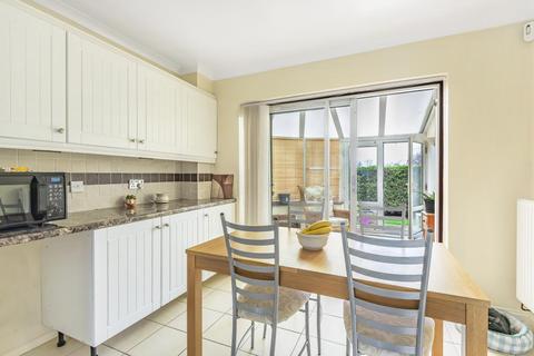 46 Bevisland, Swindon, SN3 6AN
