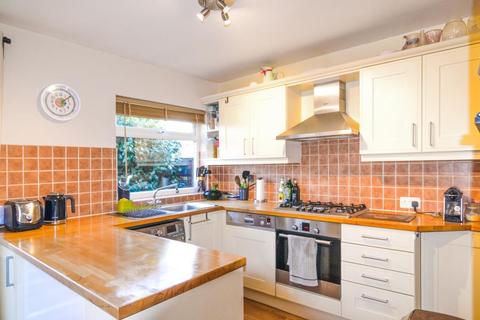 57 Selkirk Road, Twickenham, TW2 6PS