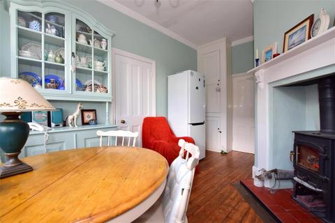 22 Russell Road, Buckhurst Hill, IG9 5QJ