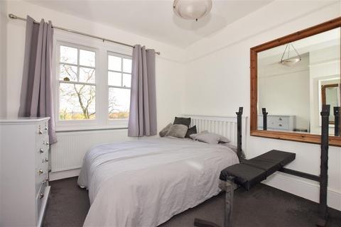22 Russell Road, Buckhurst Hill, IG9 5QJ