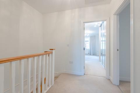 6 Goodchild Square, Odiham, Hook, RG29 1FA