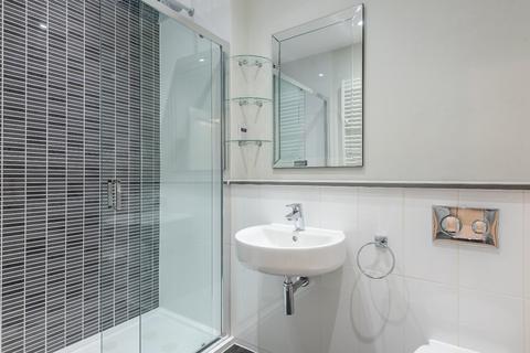6 Goodchild Square, Odiham, Hook, RG29 1FA