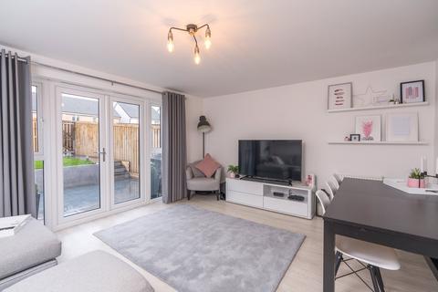 25 Killiekrankies Path, South Queensferry, EH30 9AE
