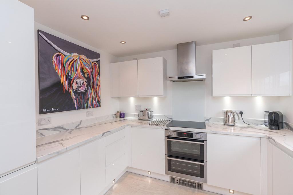 Kitchen Alt