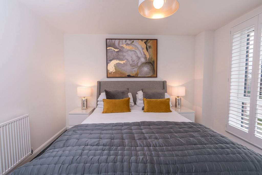 Bedroom 1 Alt