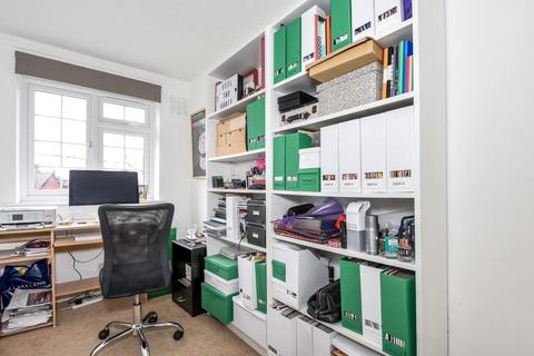 20 Ashdown Way, London, SW17 7TH
