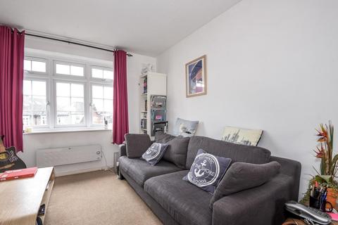 20 Ashdown Way, London, SW17 7TH