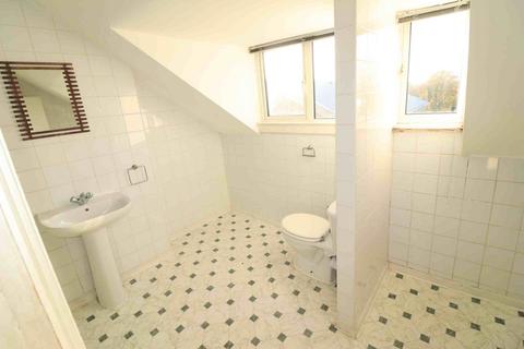 1 bedroom in a flat share to rent, Sydenham Road, Sydenham