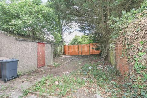 20 Beadlow Road, Luton, LU4 0QY