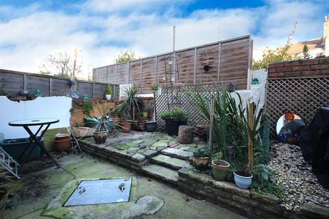 9 Berwick Road, Bristol, BS5 6NG