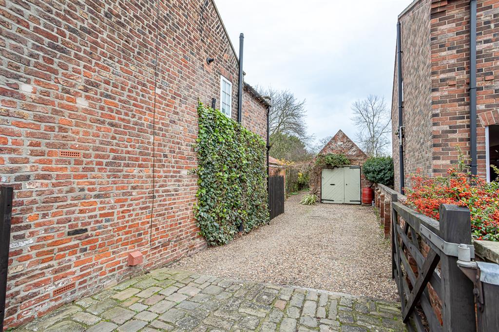 Main Street, Leconfield, Beverley... 3 bed semidetached house £275,000