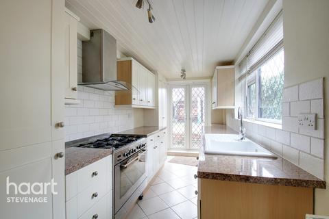 5 Shephall Green, Stevenage, SG2 9XR