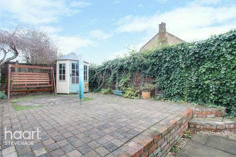 5 Shephall Green, Stevenage, SG2 9XR