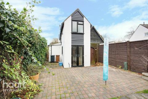 5 Shephall Green, Stevenage, SG2 9XR