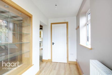 5 Shephall Green, Stevenage, SG2 9XR