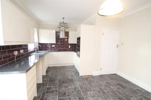 86 Hillcrest Road, Hornchurch, RM11 1EA