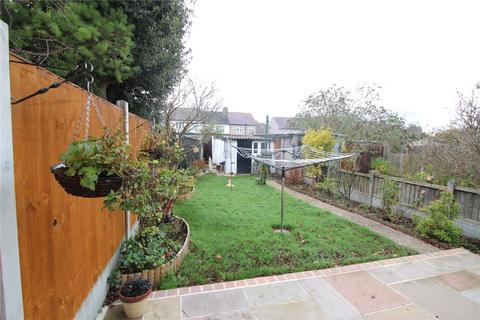 86 Hillcrest Road, Hornchurch, RM11 1EA
