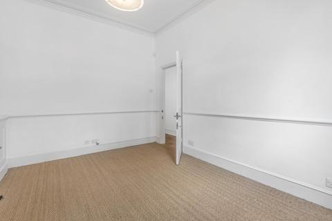 18 Mandalay Road, London, SW4 9EE