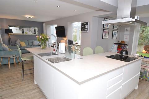 13 Blackberry Way, Whitstable, CT5 3BS