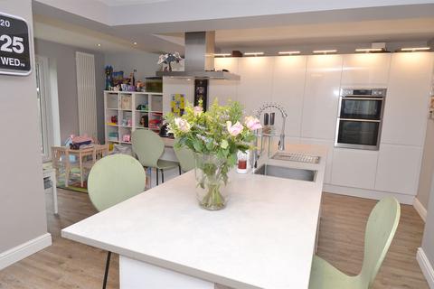 13 Blackberry Way, Whitstable, CT5 3BS
