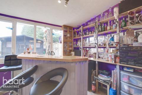 5 Elm Walk, Rayne, Braintree, CM77 6ES